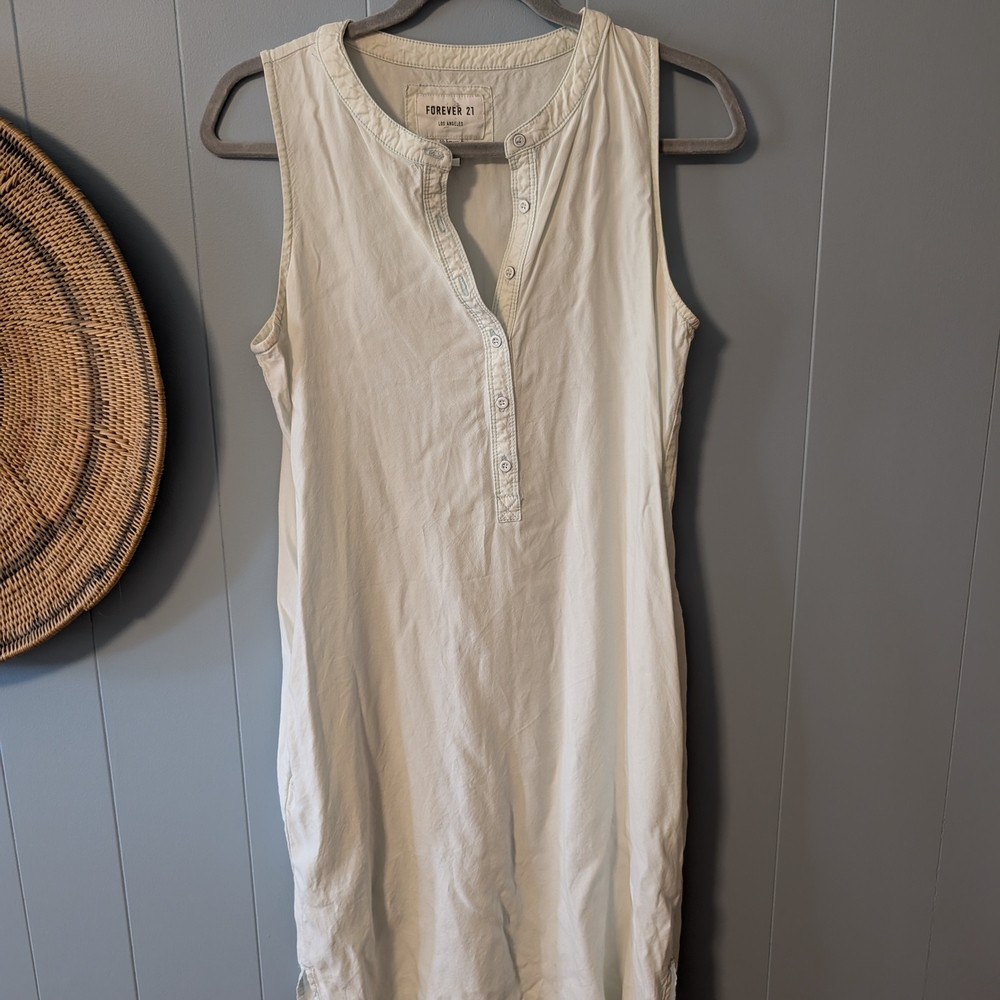 Forever 21 Light Cream Button-Up Top